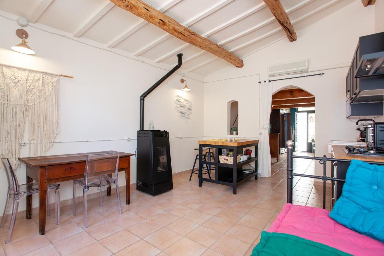 Appartamento Genius Loci Cozy House With Garden In The Old Town Iun P4177 Olbia